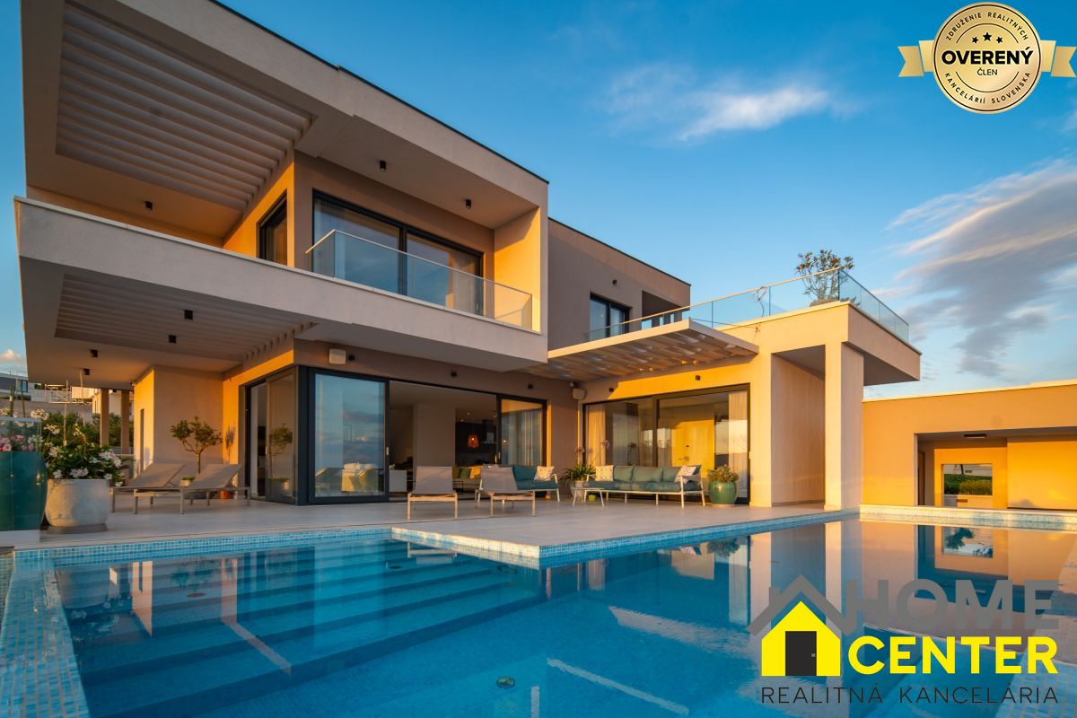 NA PREDAJ luxusná vila / 210 m² / Dalmátsko, mesto Primošten 2