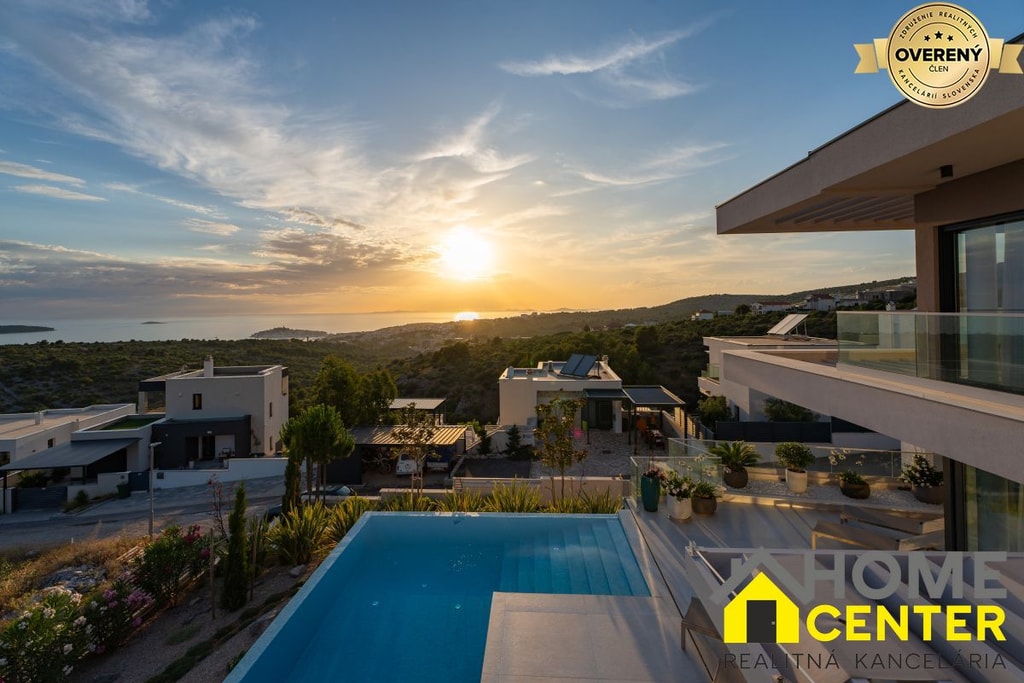 NA PREDAJ luxusná vila / 210 m² / Dalmátsko, mesto Primošten 4