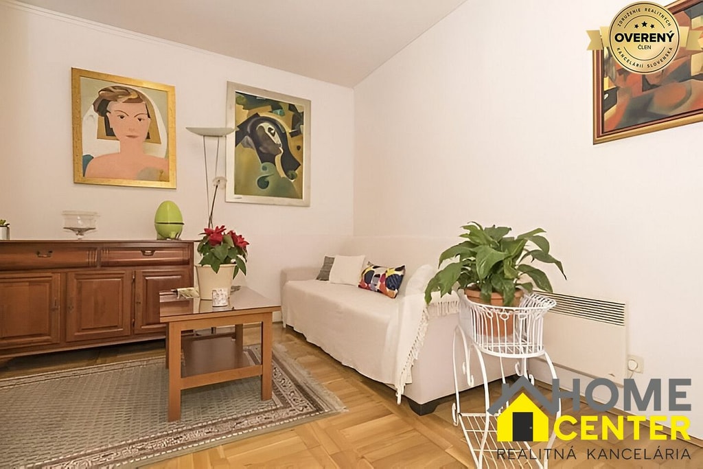 Na predaj 2 apartmánové jednotky /147 m² / s výhľadom na more, OMIŠ 2