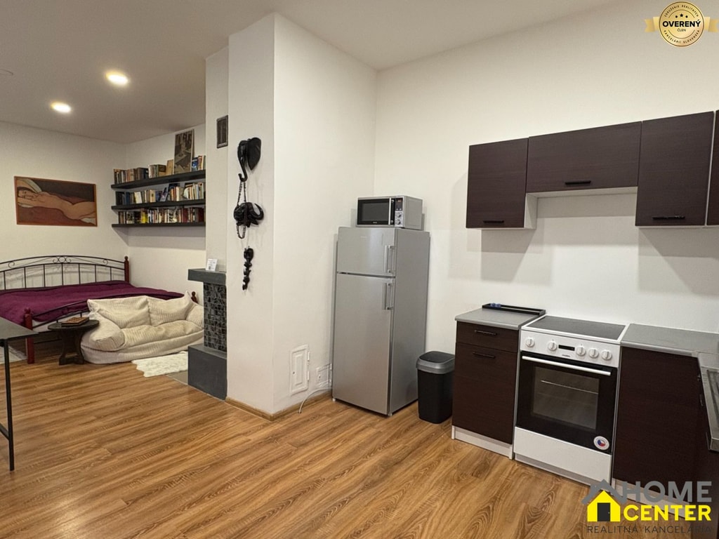 EXKLUZÍVNE na prenájom apartmán s nádychom afrického štýlu v centre KN 4