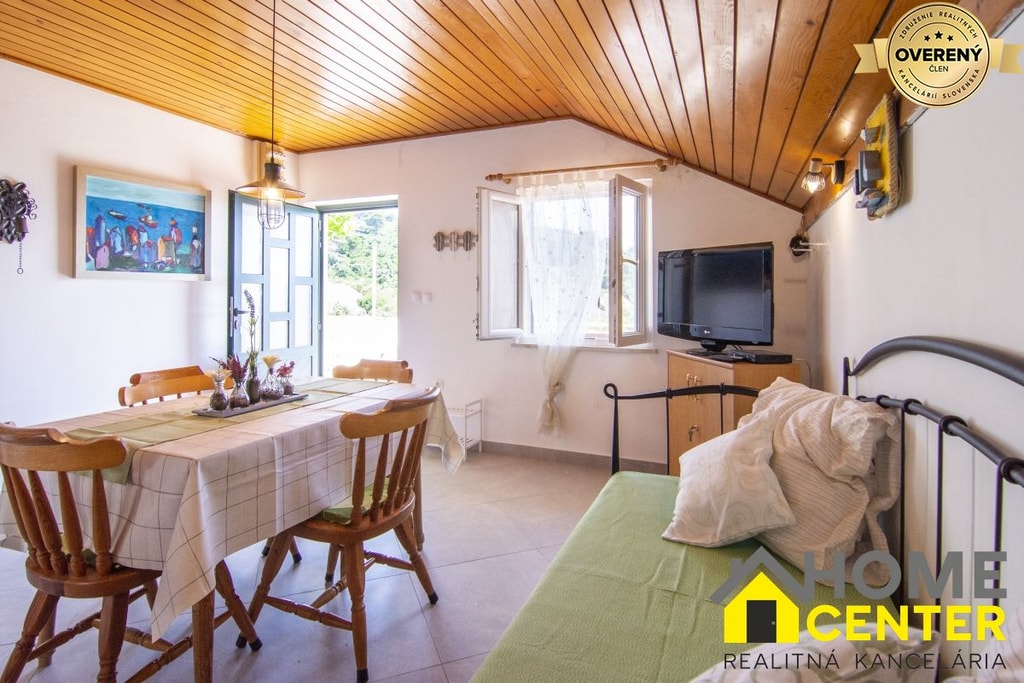 Na predaj krásny priestranný dom / 101 m²/ výhľadom na more  Čiovo 5