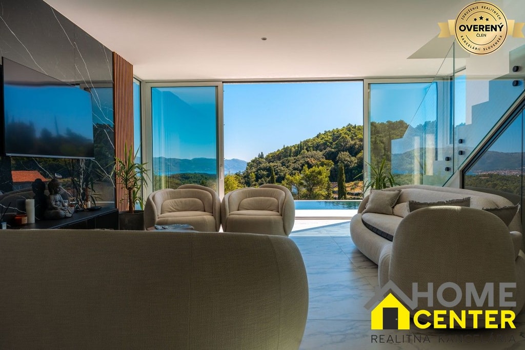 NA PREDAJ Luxusná vila  /360 m²/ s infinity bazénom, mesto Korčula 5