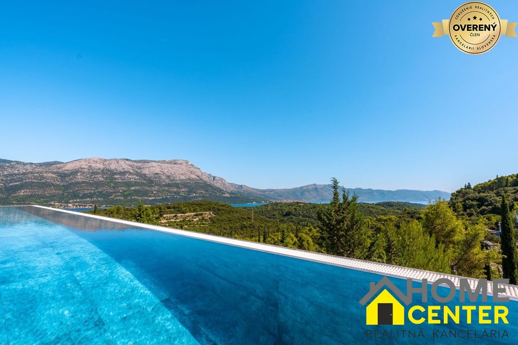 NA PREDAJ Luxusná vila  /360 m²/ s infinity bazénom, mesto Korčula 4