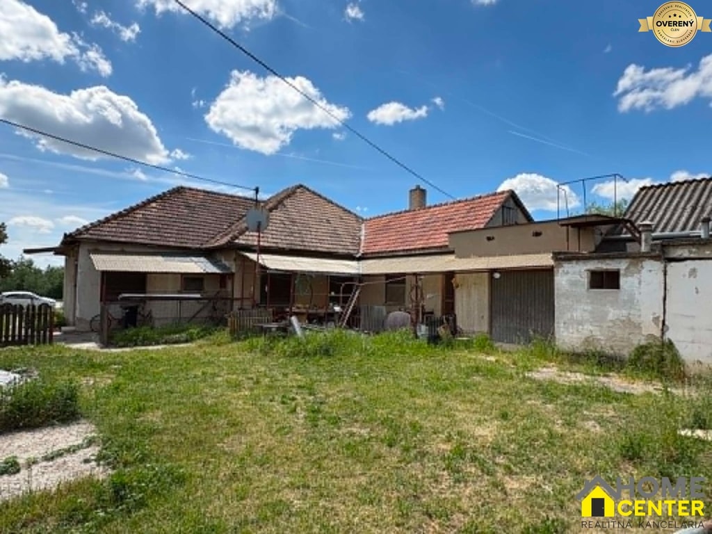 NA PREDAJ starší rodinný dom s veľkým pozemkom, Zlatná na Ostrove 2