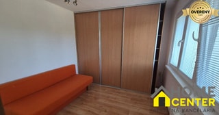 PREDAJ : 1 IZBOVÝ BYT NA KOŠICKEJ ULICI, KOMÁRNO