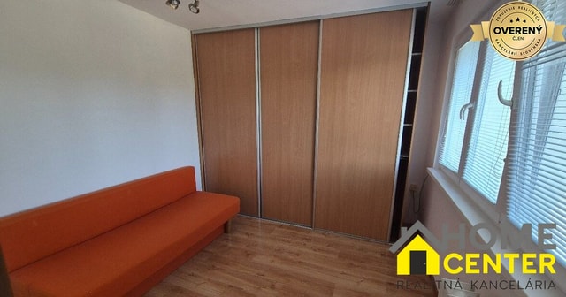 PREDAJ : 1 IZBOVÝ BYT NA KOŠICKEJ ULICI, KOMÁRNO