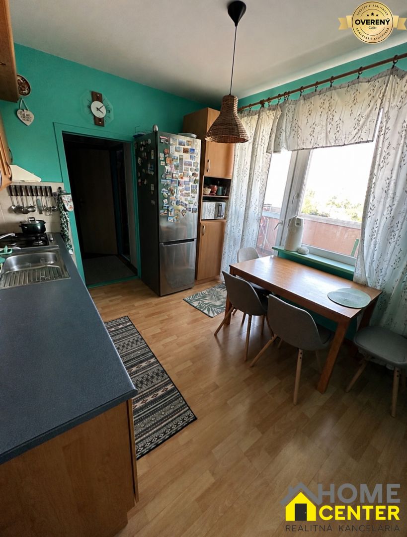 PREDAJ : 3 IZBOVÝ BYT, UL. GAZDOVSKÁ, KOMÁRNO 2