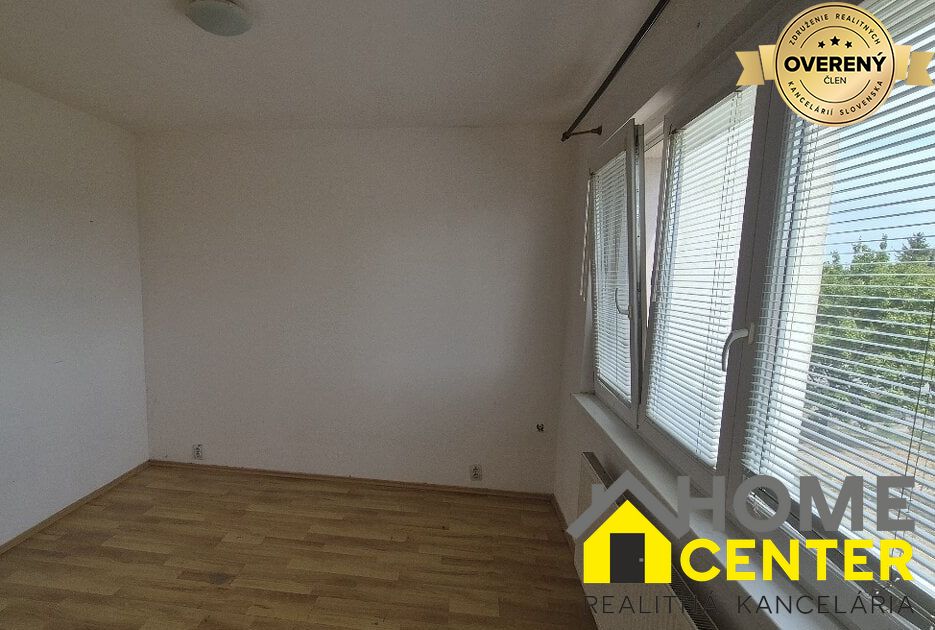 PREDAJ : 1 IZBOVÝ BYT, KOMÁRNO 2