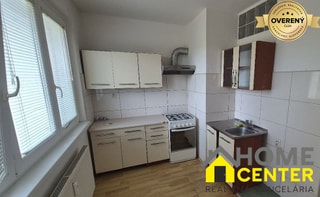 PREDAJ : 1 IZBOVÝ BYT, KOMÁRNO