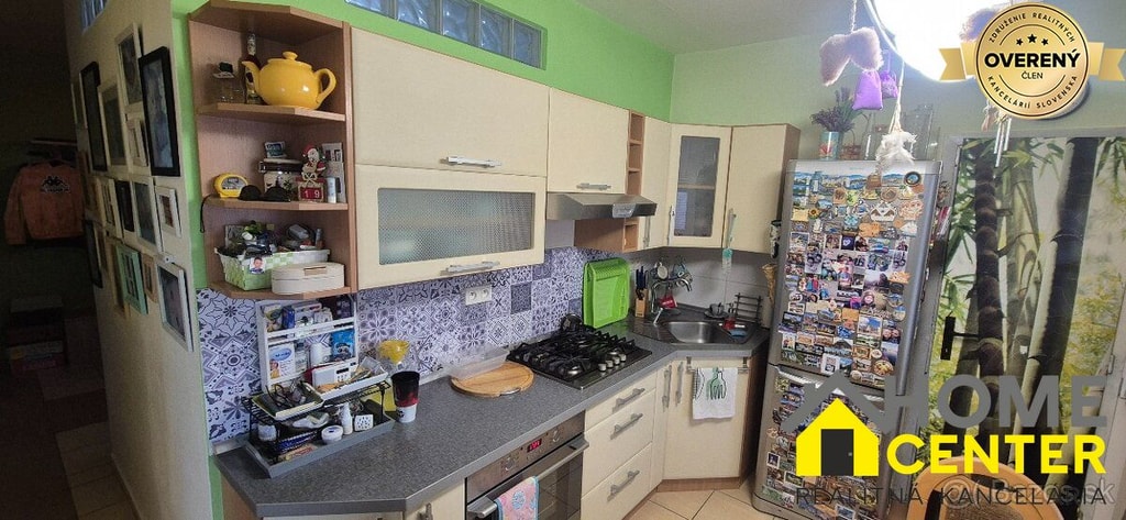 PREDAJ : 2 IZBOVÝ BYT, UL. B. KIRÁLYA, KOMÁRNO 2