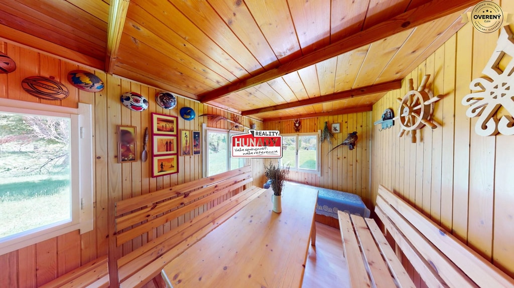 (2.250 m²) CHATA S VEĽKÝM POZEMKOM 5