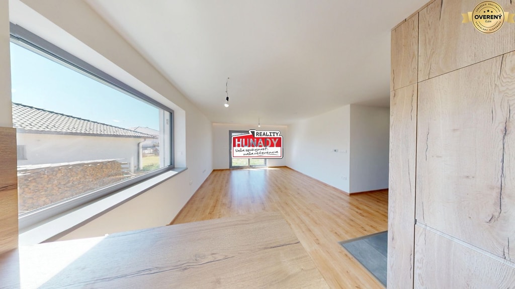 ZNÍŽENÁ CENA !!! (608 m²) NOVOSTAVBA DOMU V LEVOČI 3