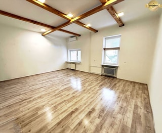 PRENÁJOM PRIESTOROV V PRIEVIDZI – 7 €/m² VRÁTANE ENERGIÍ!