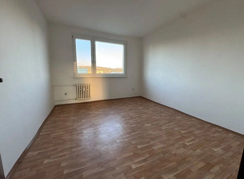 4- izbový byt na  Nejedlého ulici 4