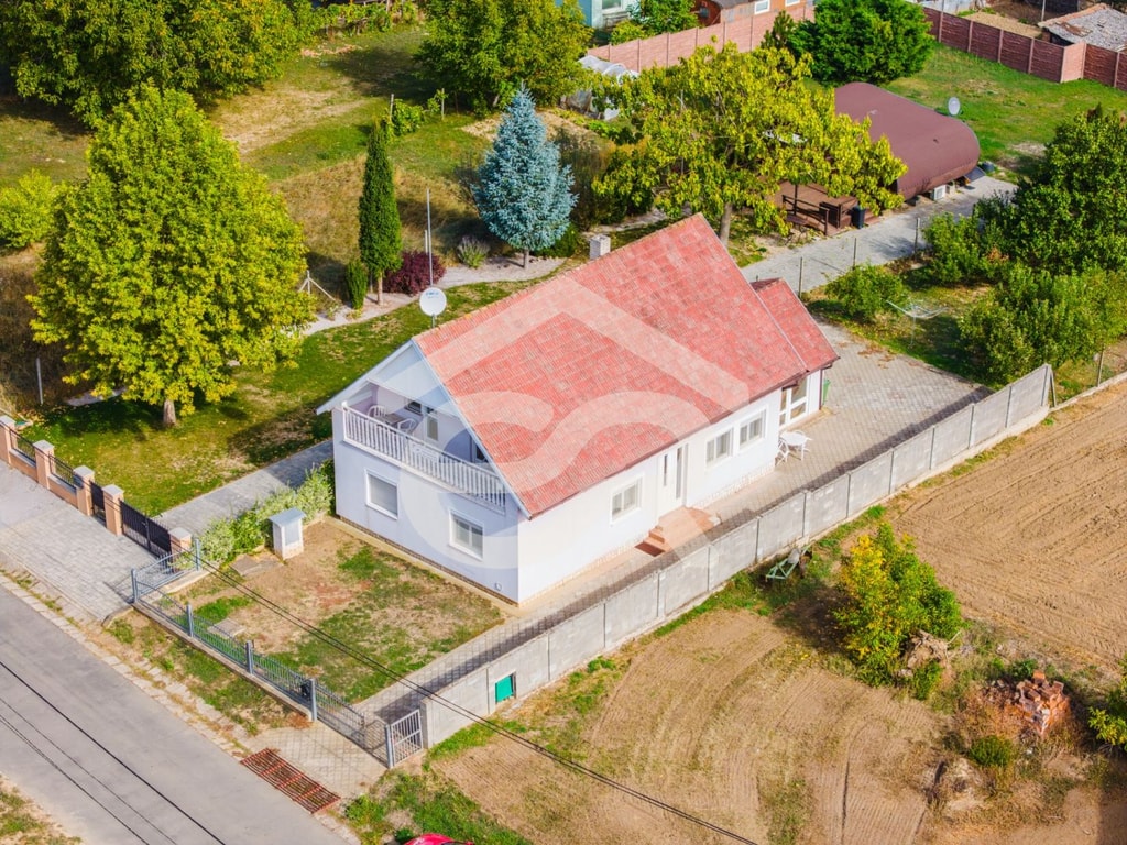 Rodinný dom s investičnou príležitosťou 2