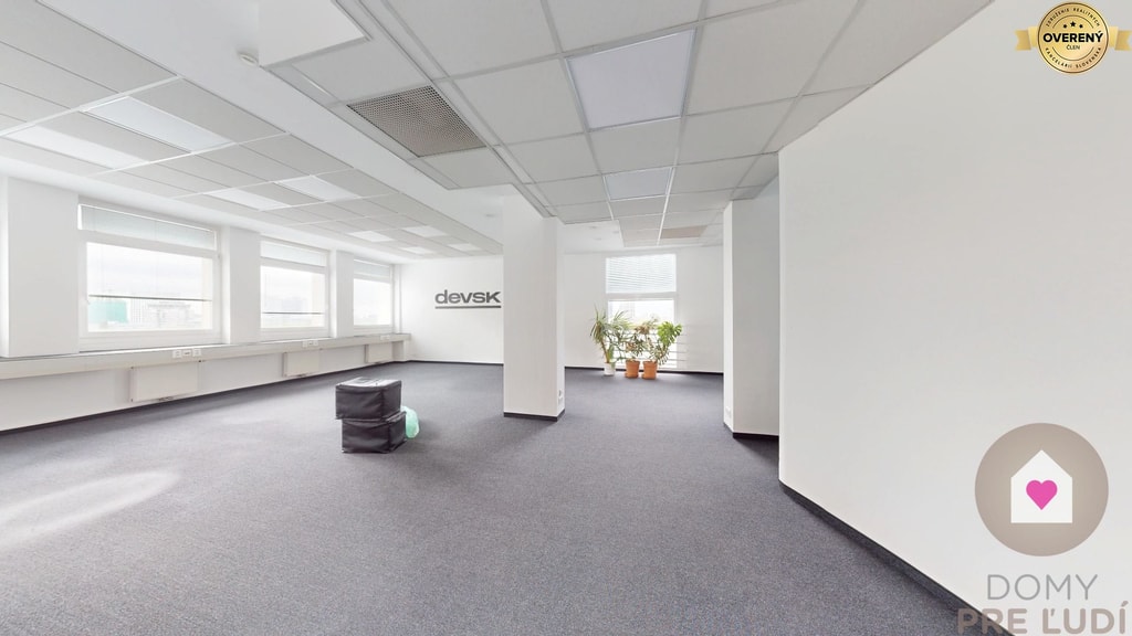 Samostatné kancelárske priestory 95,6 m2 -  BA II. Miletičova 4