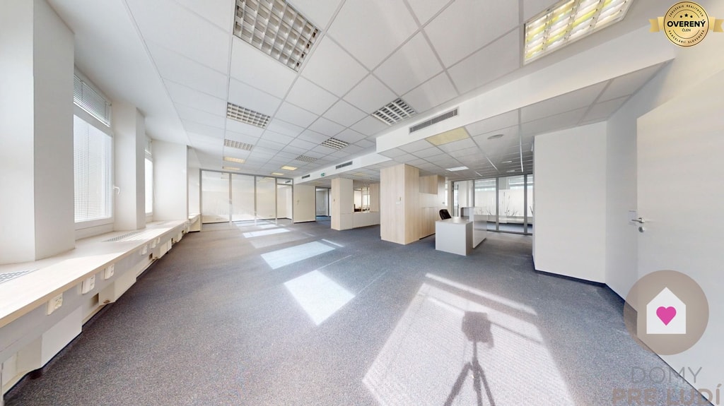 Samostatné kancelárske priestory 228,38 m2 -  BA II. Miletičova 2