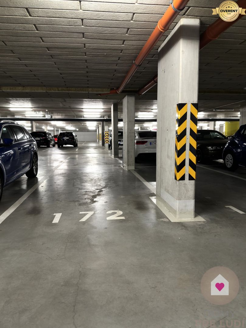Prenájom garážového parkovacieho miesta v projekte Slnečnice BA V. 2