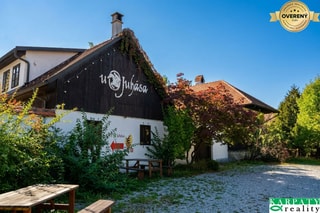 Klenot Myjavských kopaníc, usadlosť U JUHÁSA s rozsiahlymi pozemkami