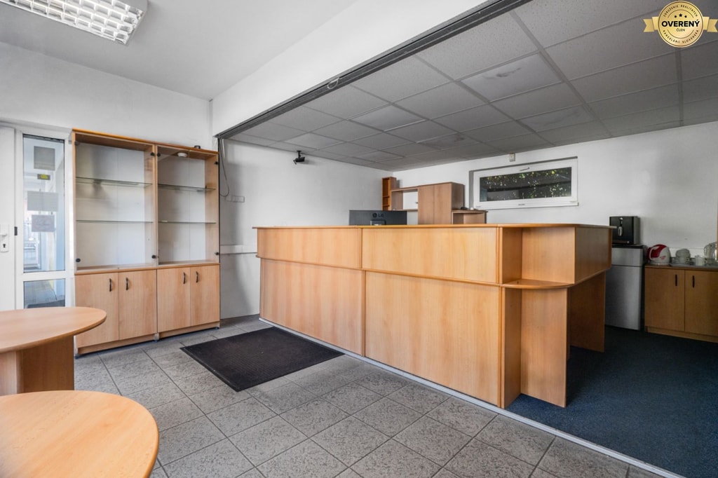 BABONY TRE I Administratívna budova 241 m² s parkovaním P. Biskupice 4