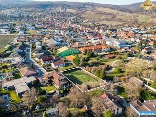 SP V LIMBACHU  1310 m2 - SO ST.POVOLENÍM A PROJEKTOM V CENE