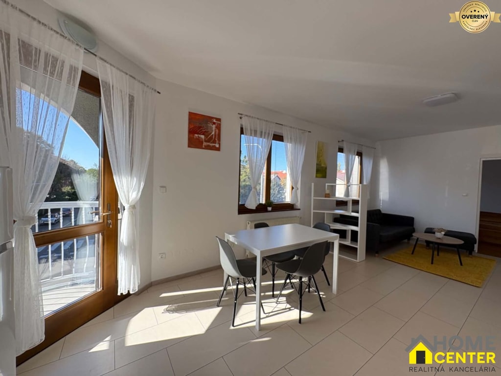 NA PRENÁJOM 1,5 izbový byt s balkónom v centre mesta 3