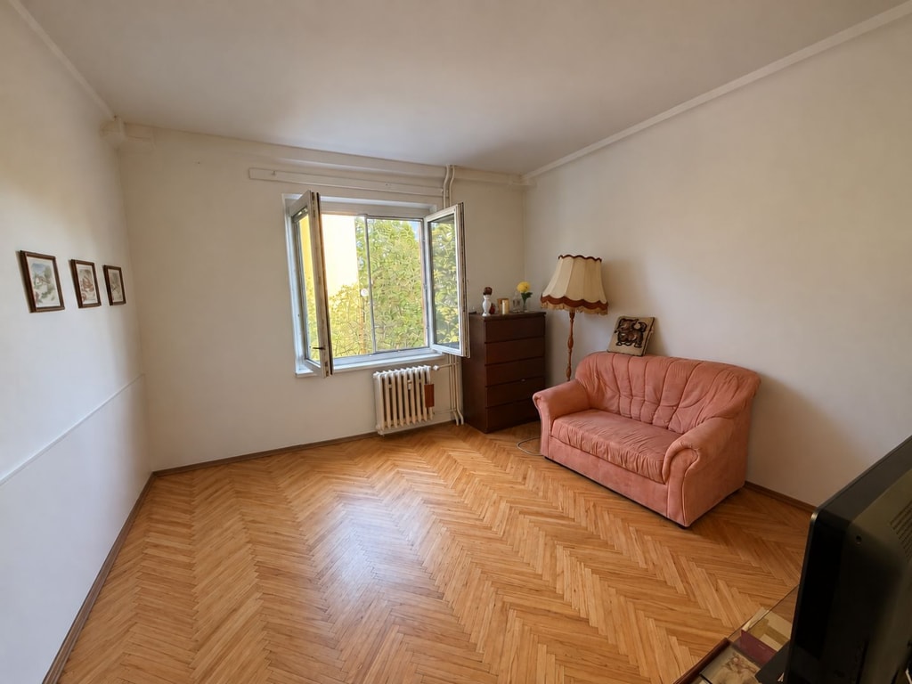 3,5-izbový byt s loggiou – Bratislava - Ružinov / Rovníková ulica 4