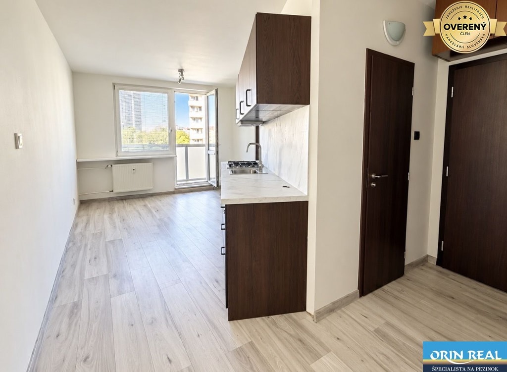 Na predaj priestranný 3 izbový byt po rekonštrukcii 73,84m2 2