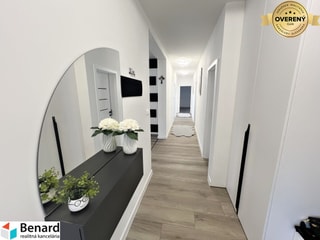EXKLUZÍVNY RODINNÝ DOM,POZEMOK 750 m2, PREŠOV, KOŠARISKÁ
