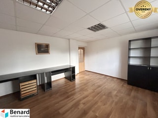 DOM  ZA CENU BYTU- NA BÝVANIE AJ PODNIKANIE,  SABINOVSKÁ Ul., PREŠOV