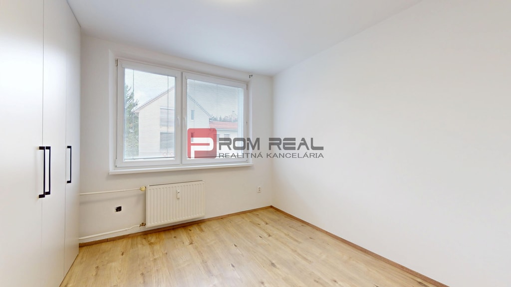 PRENAJATÉ Na prenájom 3 izbový byt s veľkou loggiou Bratislava Rača 4
