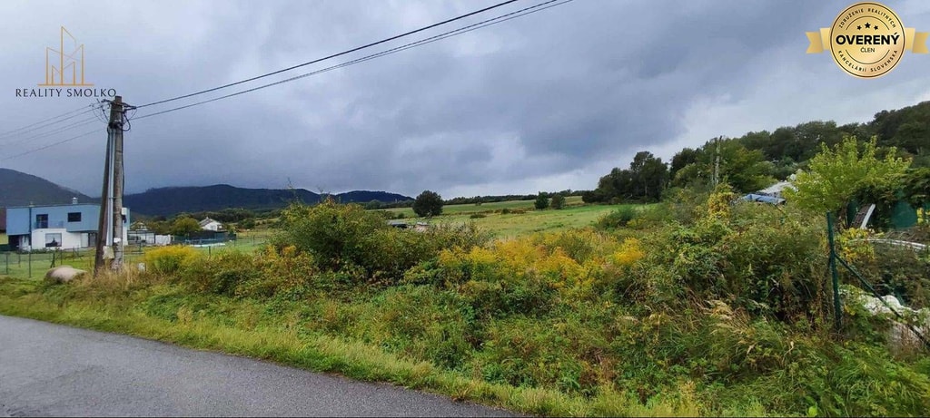 EXKLUZÍVNE - pozemok k výstavbe RD - 1222 m² - Vyšná Šebastová - Prešo