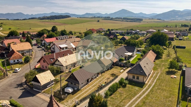 Rezervované - Tradičná drevenica s potenciálom v Žabokrekoch