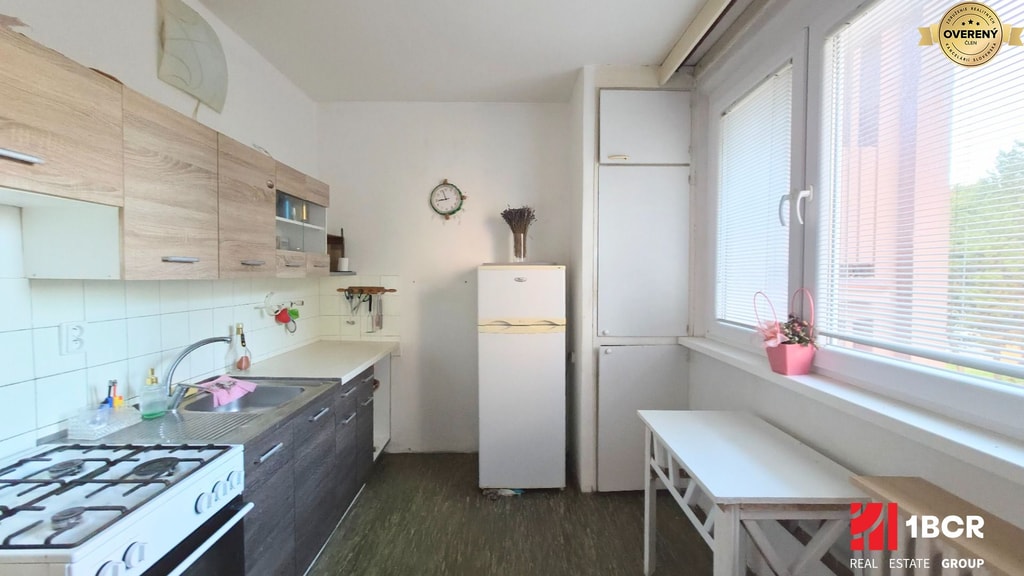 1.BCR | 4-IZB BYT V PÔVOD. STAVE, 79m², LOGGIA, TOP LOKALITA,PETRŽALKA