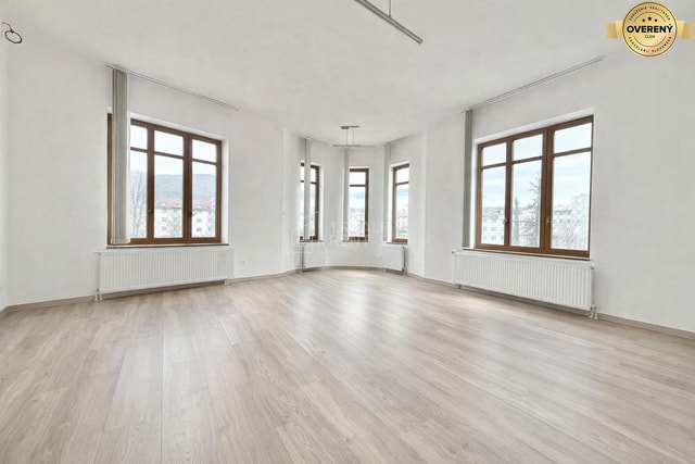 Reprezentatívne kancelárie na prenájom 205 m2 v centre Žiliny