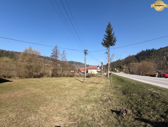Pozemok na predaj v zastavanom území obce Radôstka