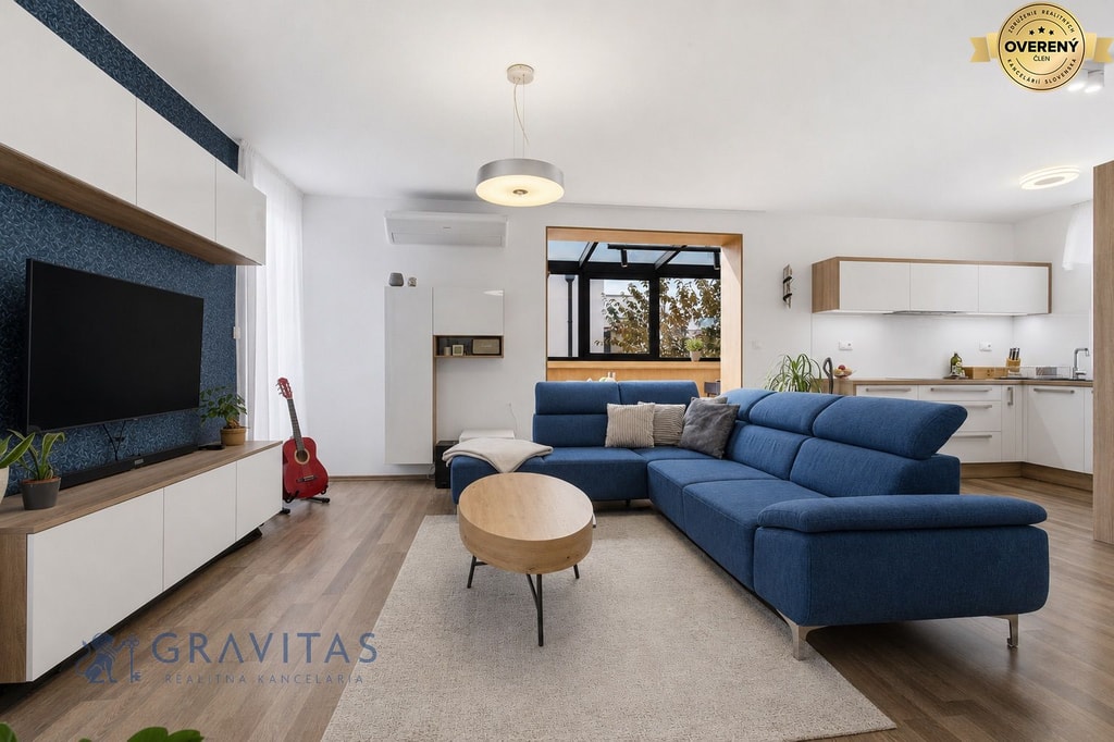 GRAVITAS | Zariadený 3,5 izbový byt/50m2 terasa/2 parkovacie miesta