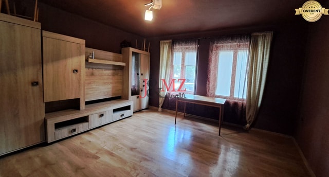 Rodinný dom a záhrada 650 m2, Hronský Beňadik, DOHODA (SM - 907)