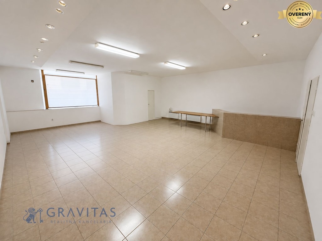 Na prenájom skladový / obchodný priestor – 70 m², Vajnorská ul.