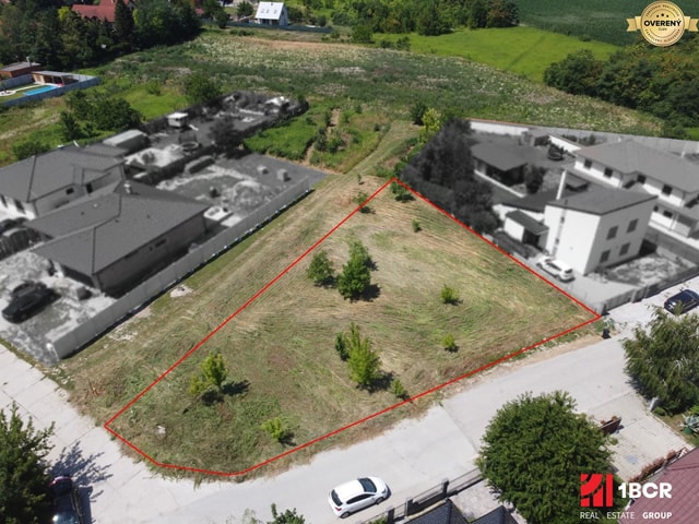 1.BCR | STAVEBNÝ POZEMOK 987 M2 V RÝCHLO SA ROZVÍJAJÚCEJ LOKALITE