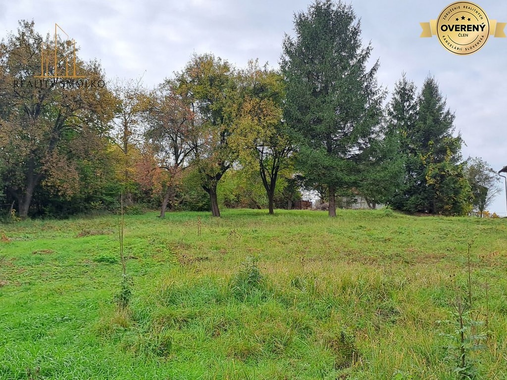 POZEMOK na výstavbu RD 2.192 m², HUMENNÉ