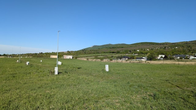 Stavebný pozemok 720 m2 v Štitároch, 3 pozemky k dispozícií