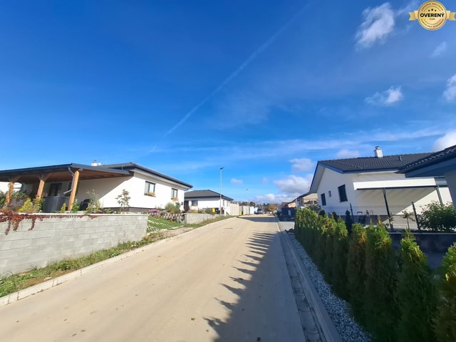 Na predaj rodinný dom, typ E4, pozemok 347 m2