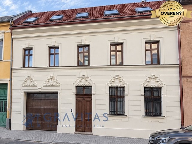 GRAVITAS | 4-izbový byt (apartmán) v Starom Meste na Čajakovej ul.