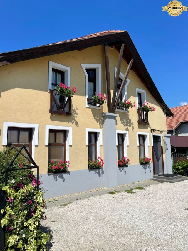 BABONY TRE I Dom s wellness, bazénom a hotovým biznis potenciálom
