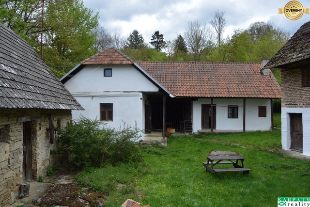 Autentická usadlosť u Dankovcov pre poľovníkov aj umelecké duše!