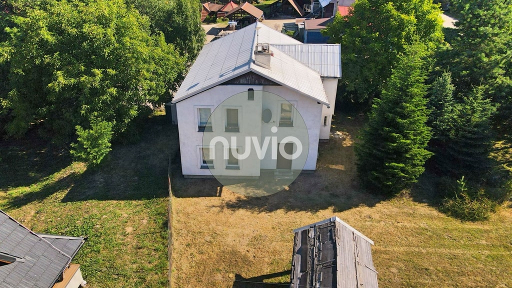 Veľký 5 izbový dom na predaj v obci Sklené